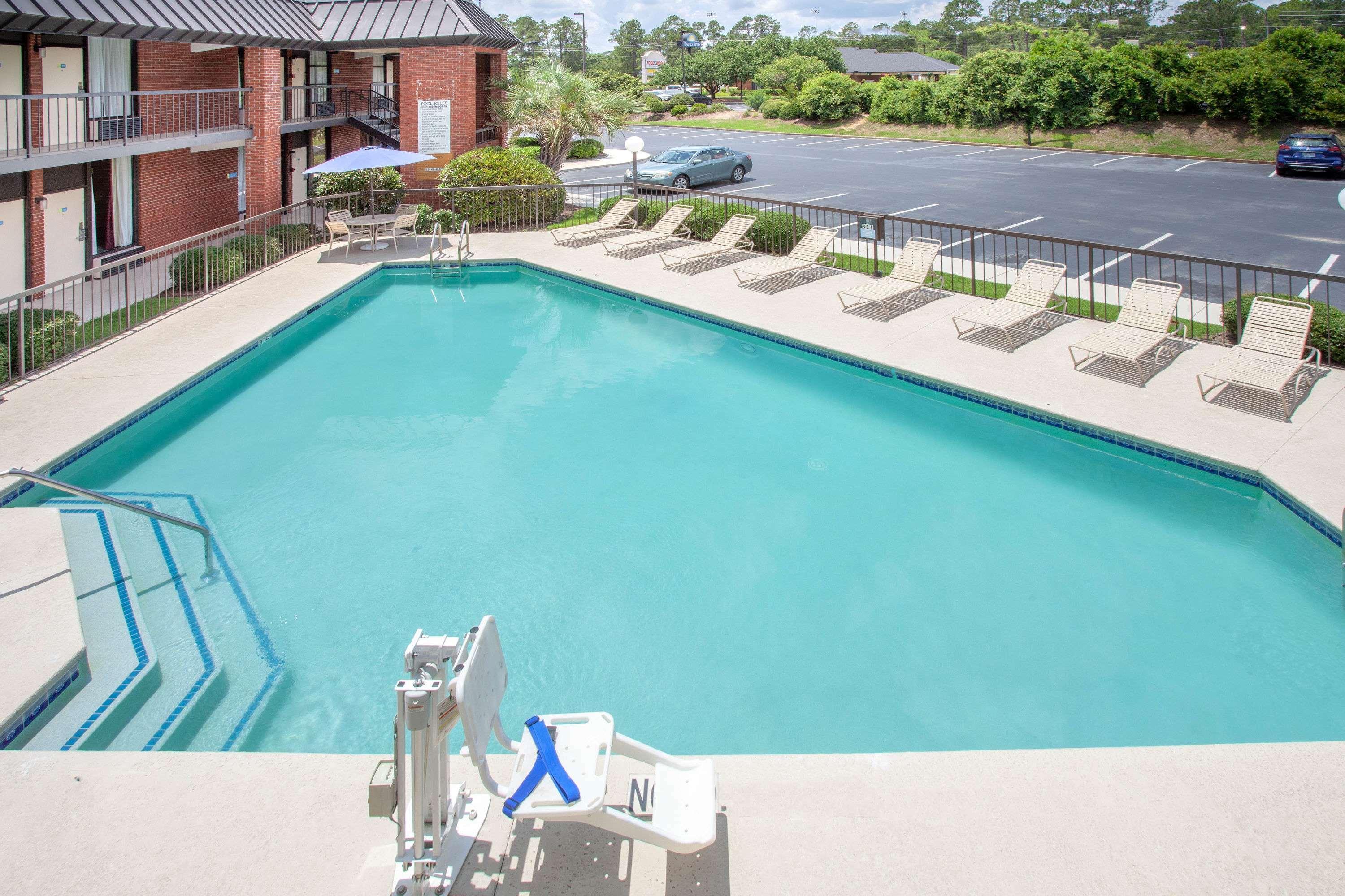Days Inn By Wyndham Statesboro Exteriér fotografie