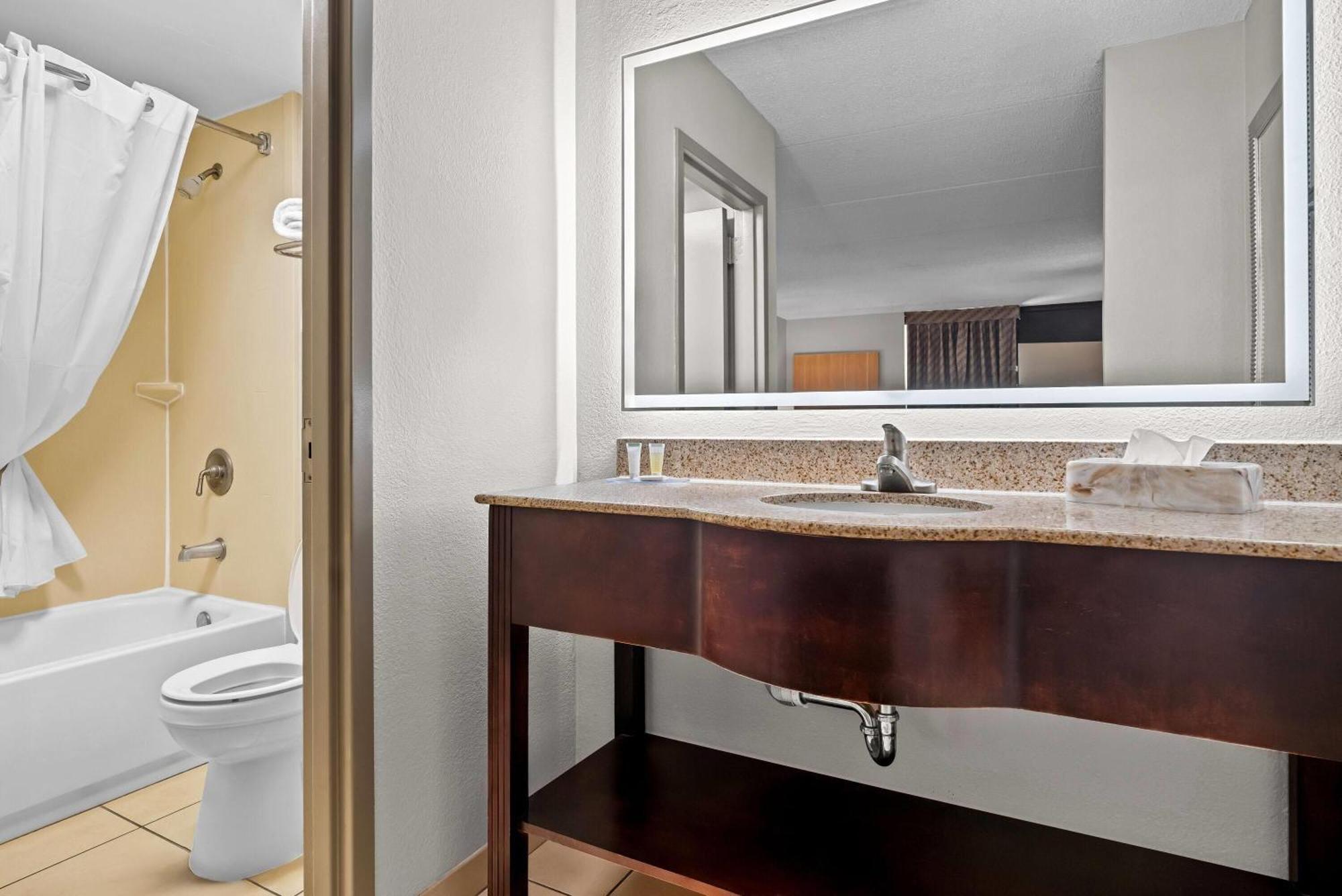 Days Inn By Wyndham Statesboro Exteriér fotografie
