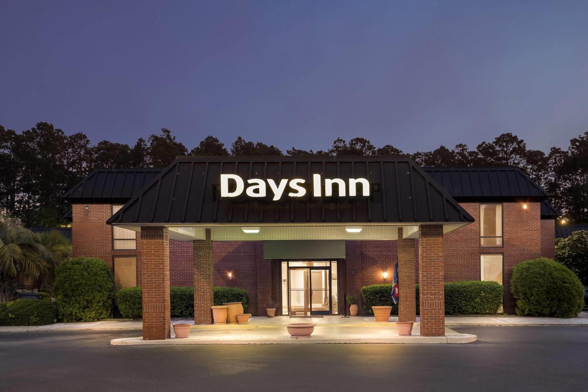 Days Inn By Wyndham Statesboro Exteriér fotografie