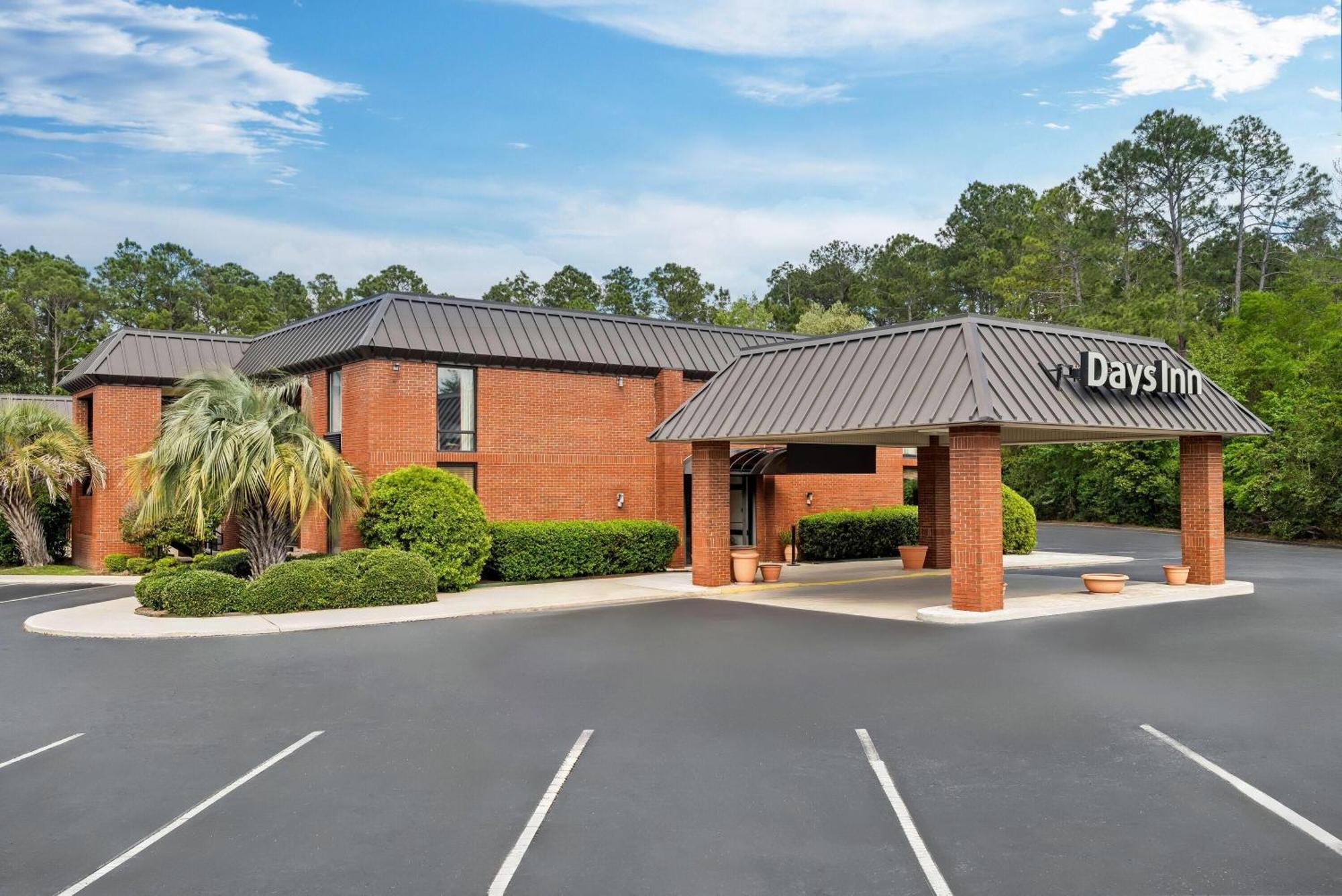 Days Inn By Wyndham Statesboro Exteriér fotografie