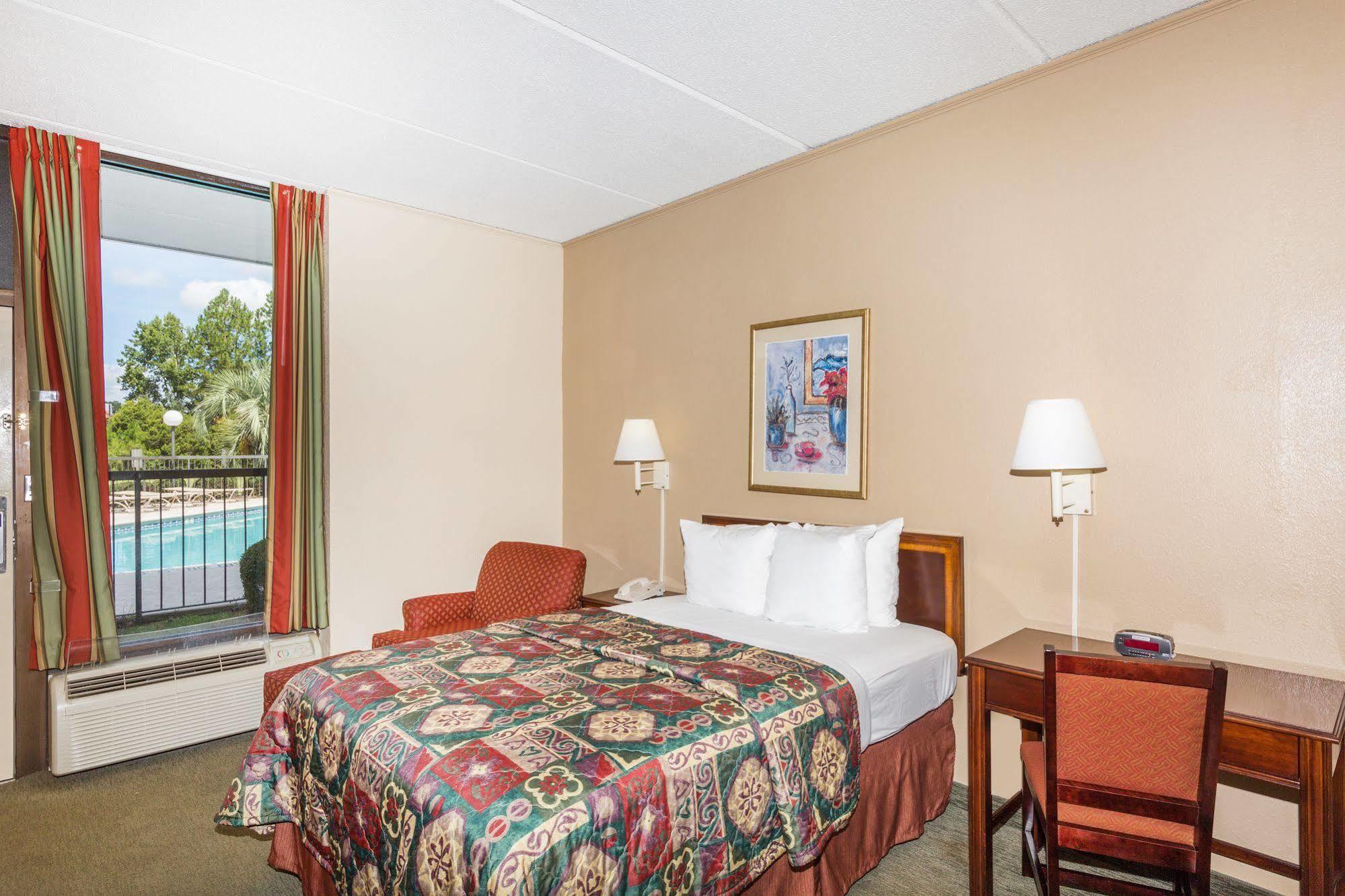 Days Inn By Wyndham Statesboro Exteriér fotografie